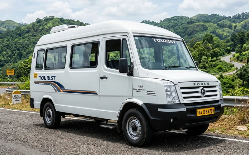12 Seater Tempo